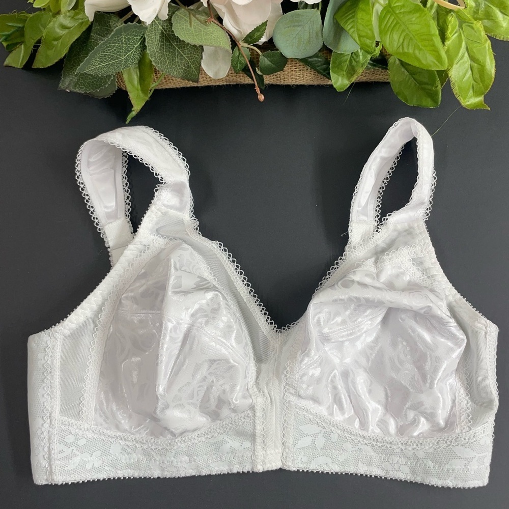 Playtex White Wireless Bra Seamless Comfort